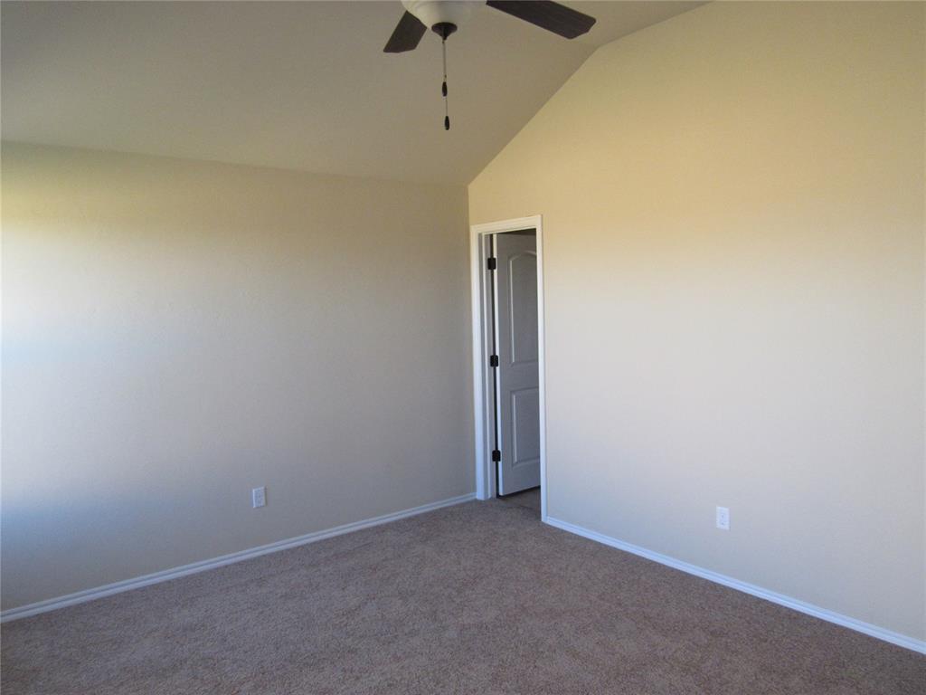 2321 Nw 199th Street Property Photo 8