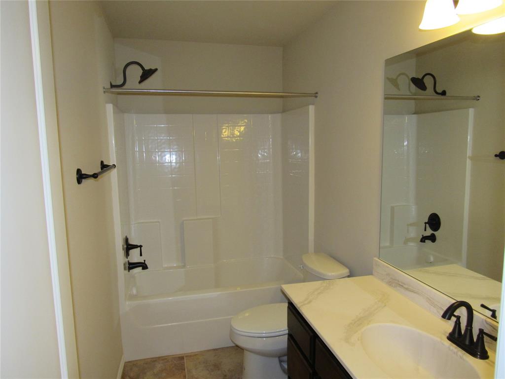 2321 Nw 199th Street Property Photo 9