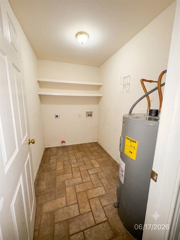 1075 N 4285 Road Property Photo 15