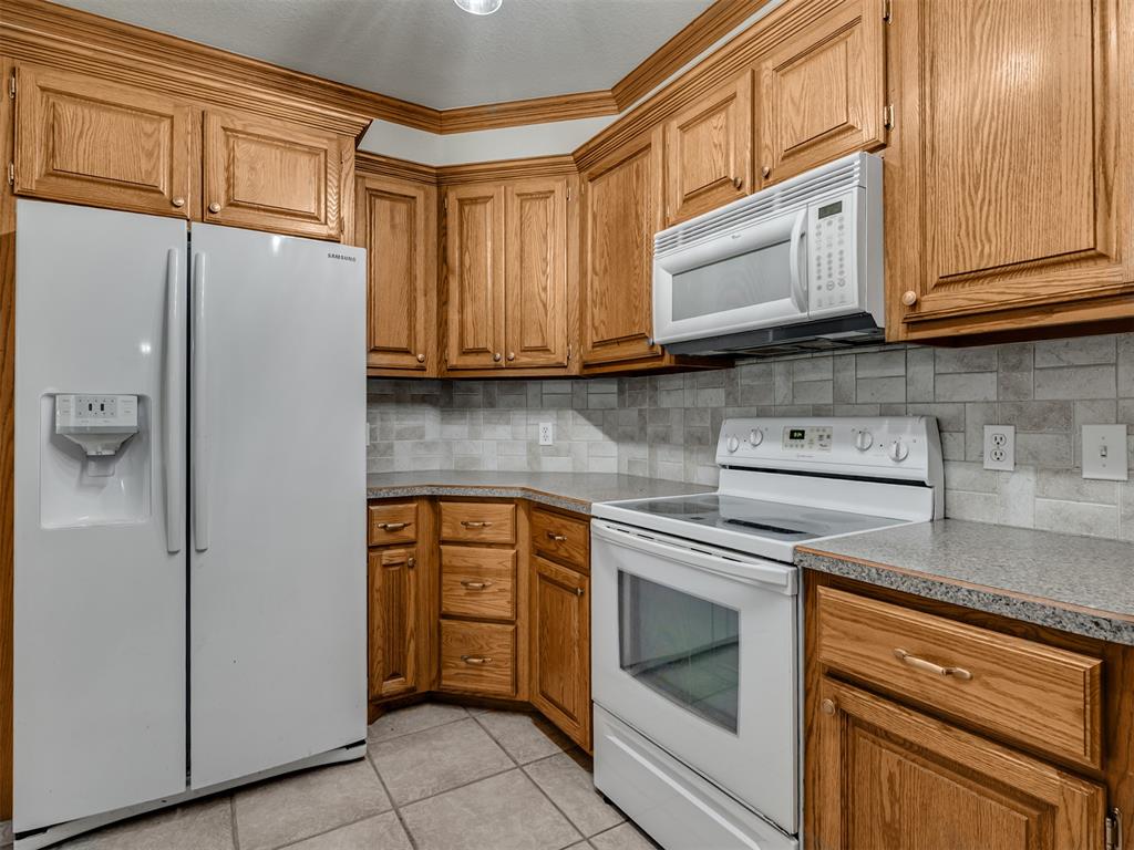 20200 Se 43rd Street Property Photo 15