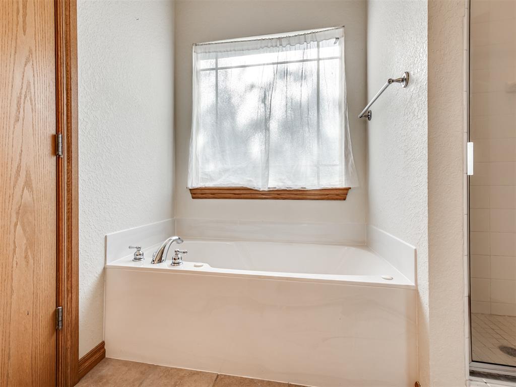 20200 Se 43rd Street Property Photo 22