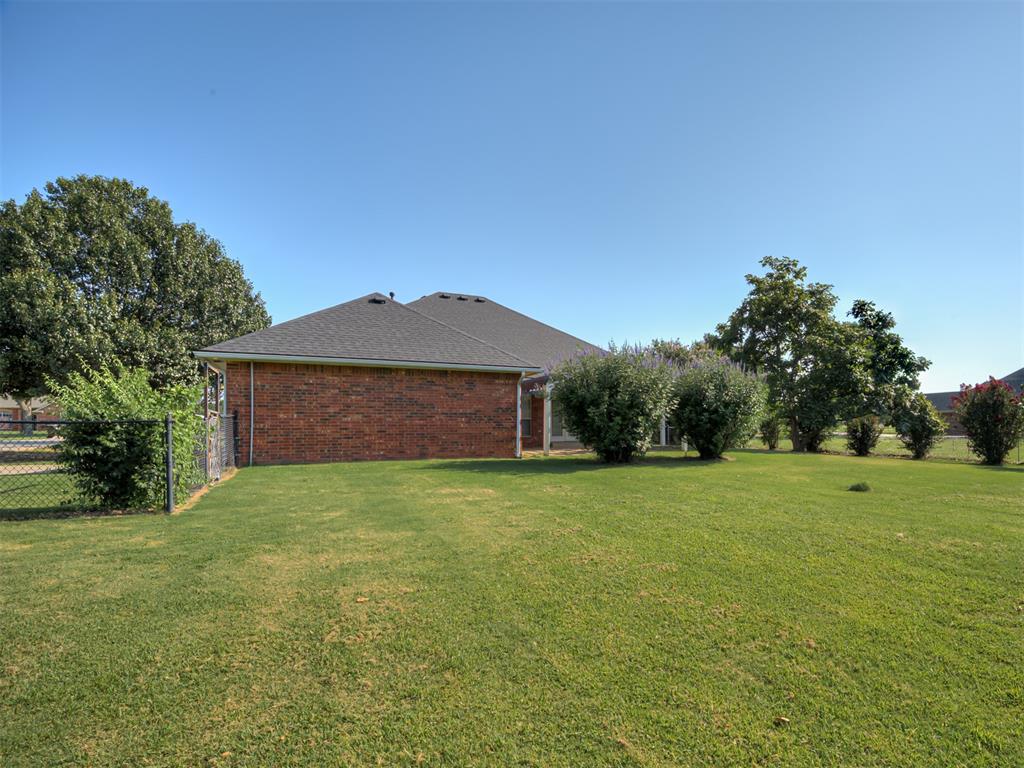 20200 Se 43rd Street Property Photo 37