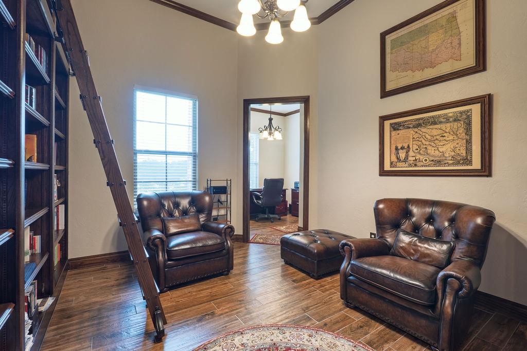 19414 Abigail Drive Property Photo 8
