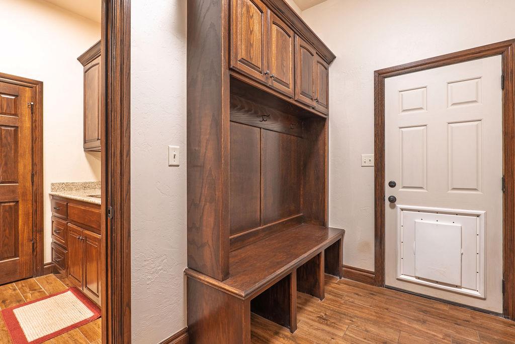 19414 Abigail Drive Property Photo 42