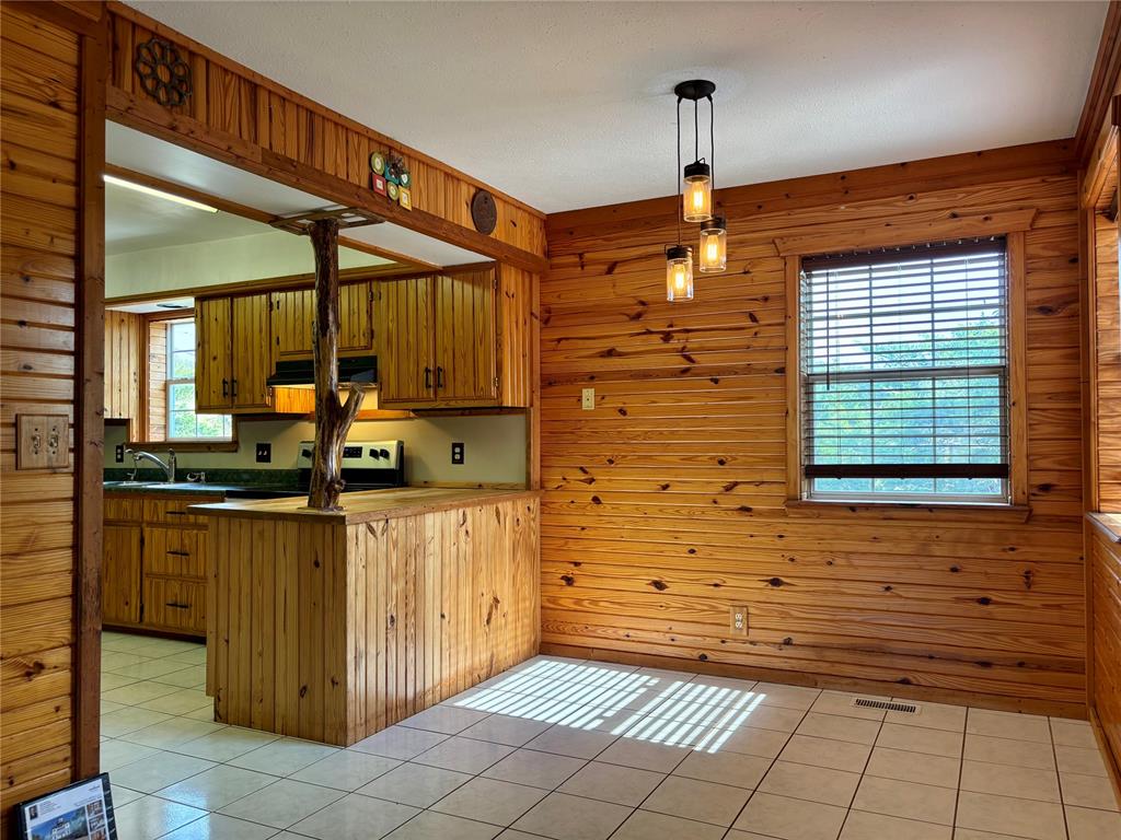 3927 Rocky Ridge Road Property Photo 6