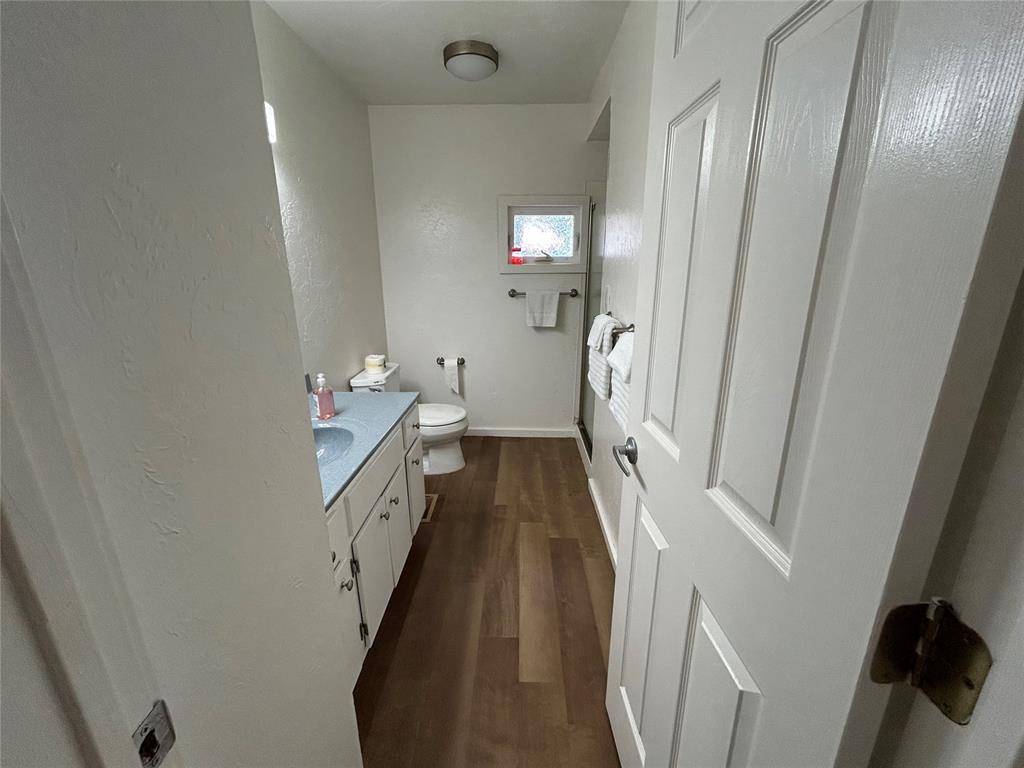 4324 Valley View Lane Property Photo 9