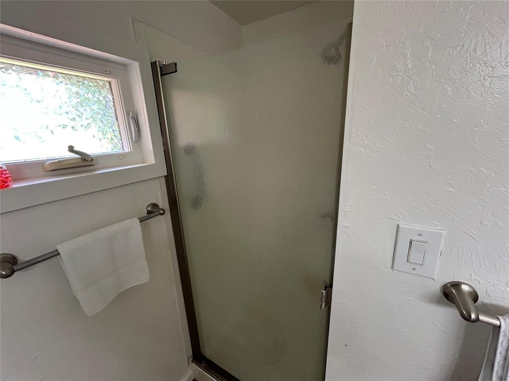 4324 Valley View Lane Property Photo 10