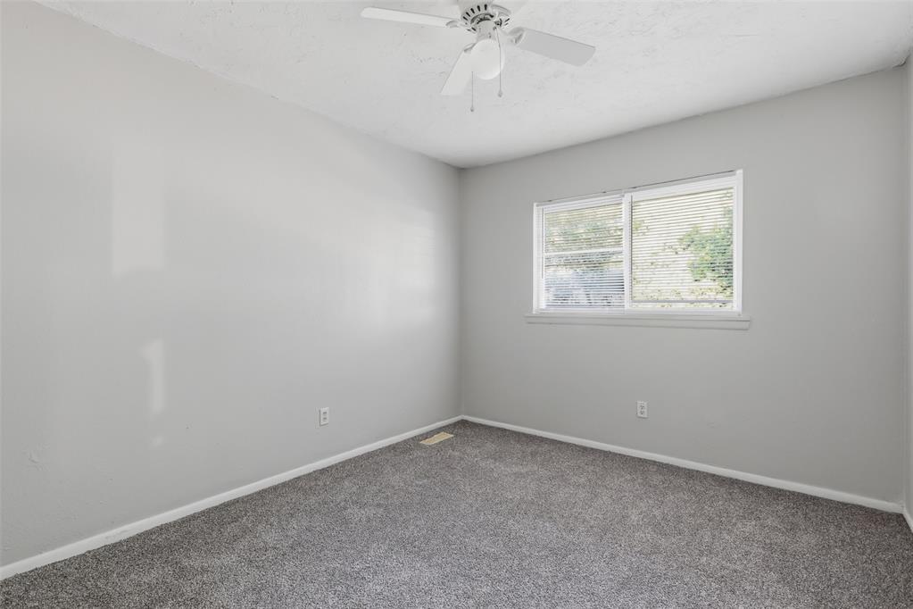 905 Craig Drive Property Photo 11