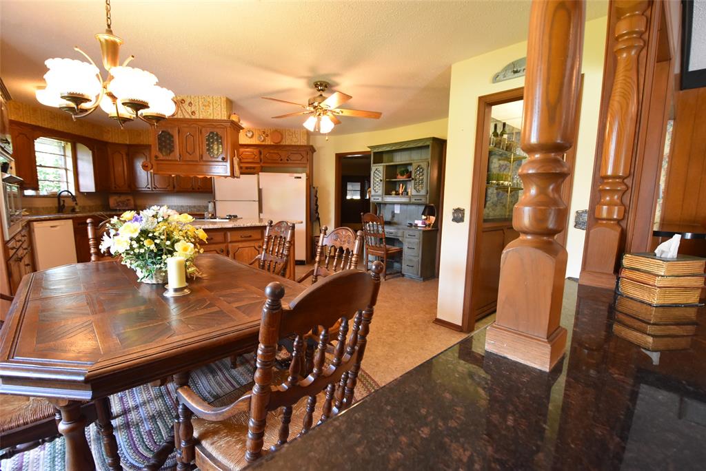 726 Robin Road Property Photo 18