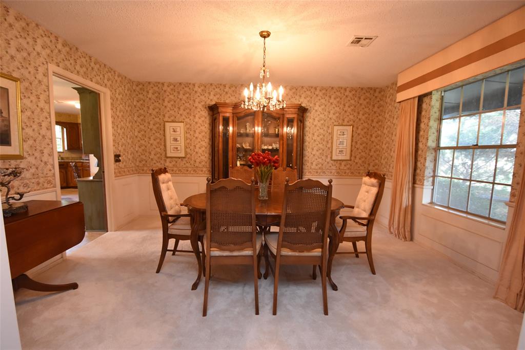 726 Robin Road Property Photo 28