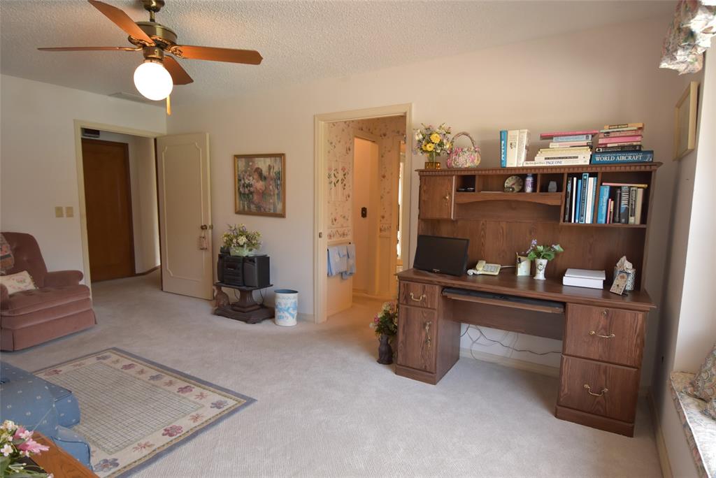 726 Robin Road Property Photo 38