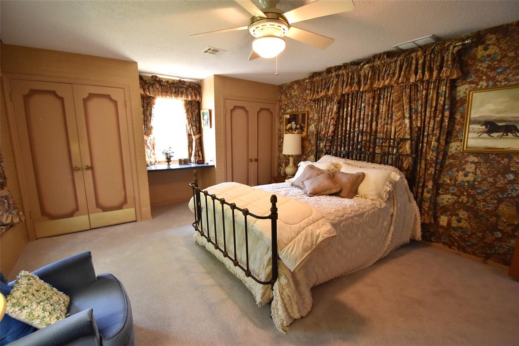 726 Robin Road Property Photo 39