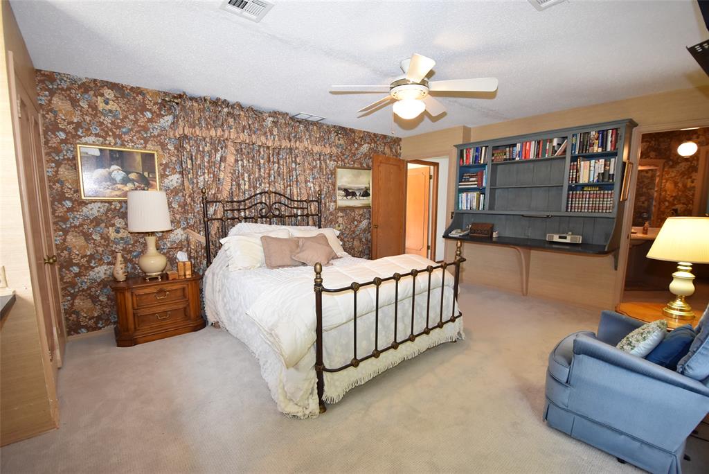 726 Robin Road Property Photo 40