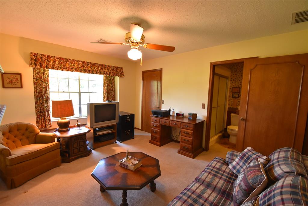 726 Robin Road Property Photo 45