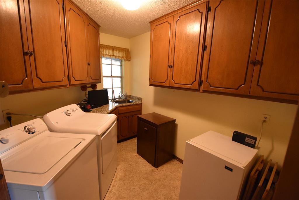 726 Robin Road Property Photo 48
