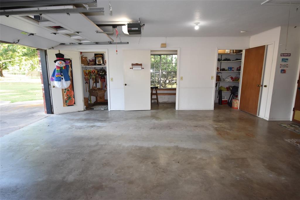 726 Robin Road Property Photo 49