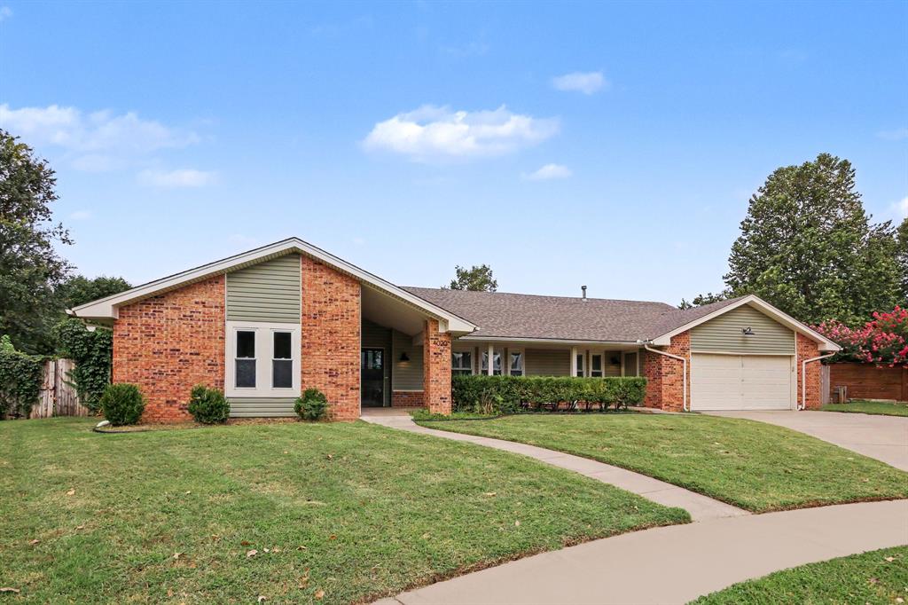 4020 Bluestem Circle Property Photo 3