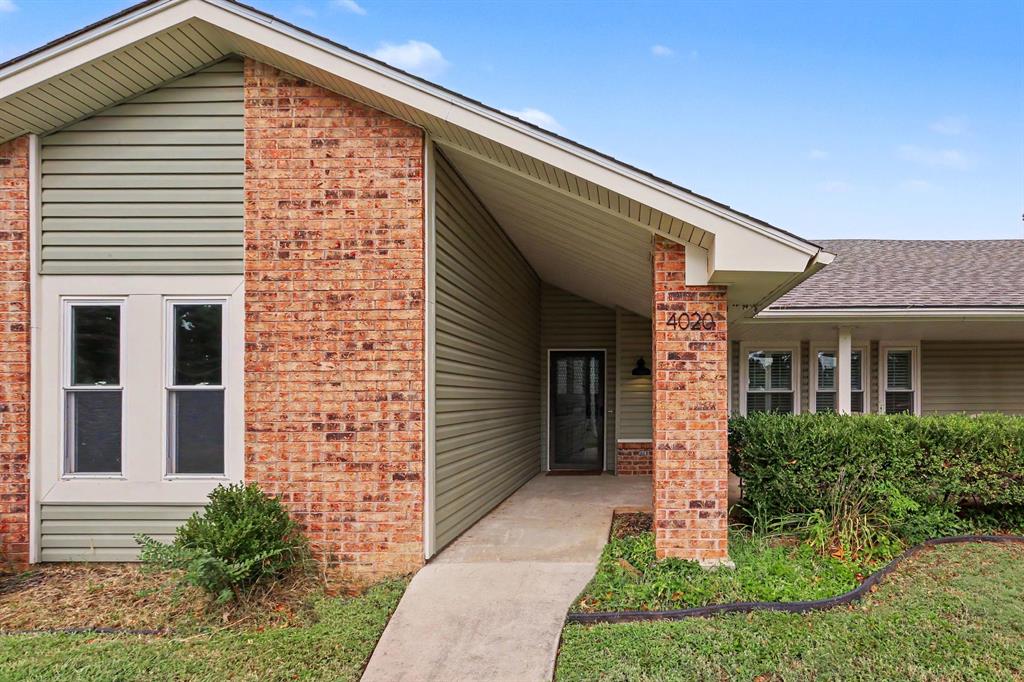 4020 Bluestem Circle Property Photo 4