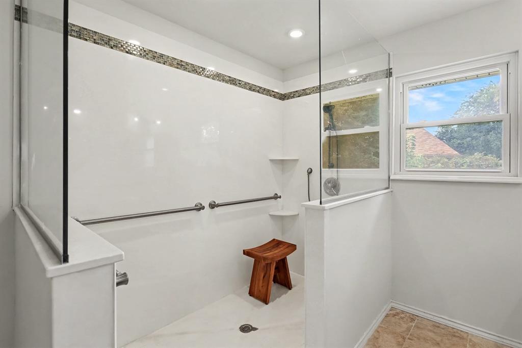 4020 Bluestem Circle Property Photo 16
