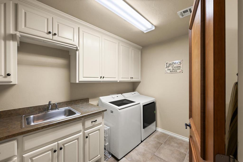 1632 Deer Park Drive Property Photo 37