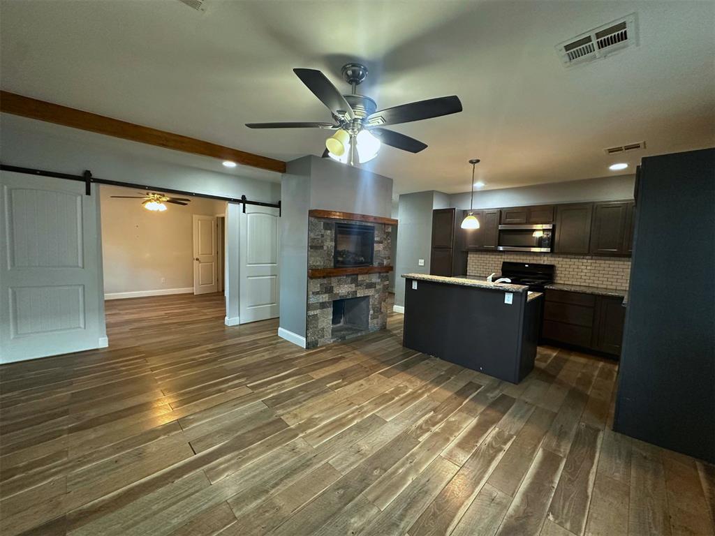 1628 Ne 12th Street Property Photo 6