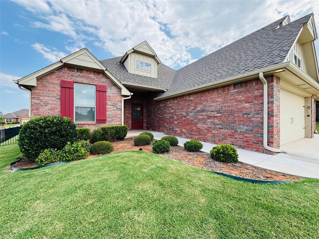 633 Texoma Drive Property Photo 3