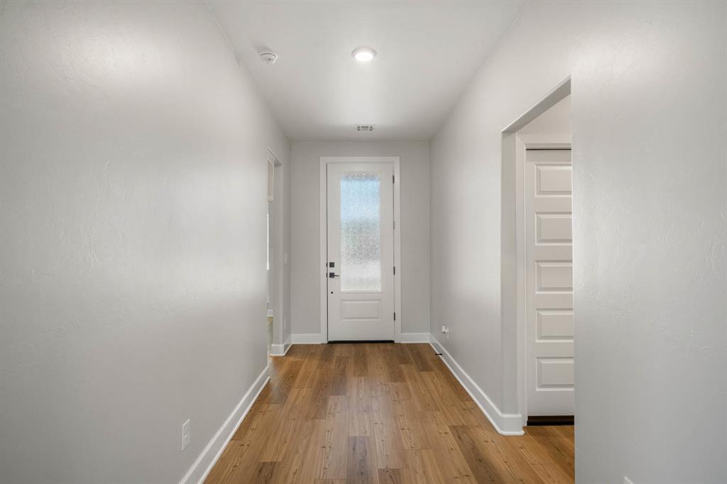 3108 Adelyn Terrace Property Photo 2