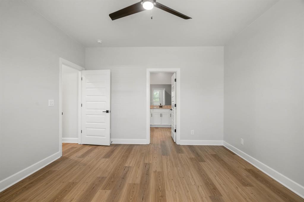 3108 Adelyn Terrace Property Photo 6