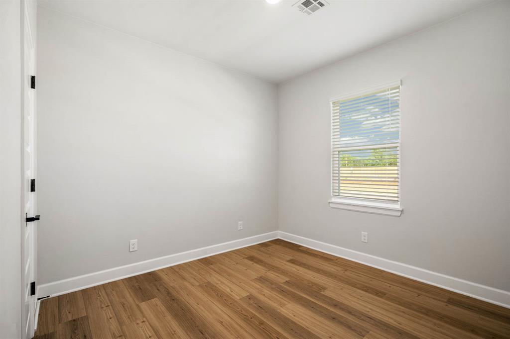 3108 Adelyn Terrace Property Photo 9