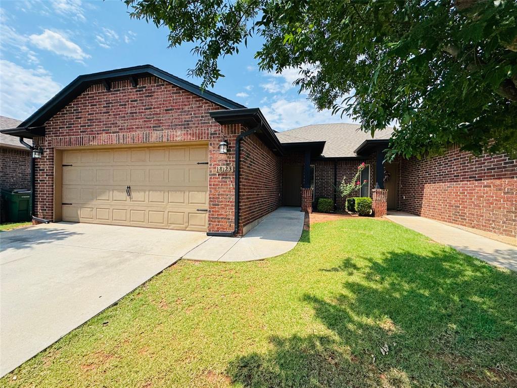 18123 Manera Way Property Photo 1