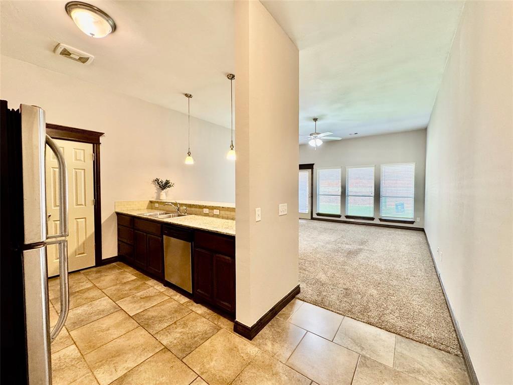 18123 Manera Way Property Photo 6