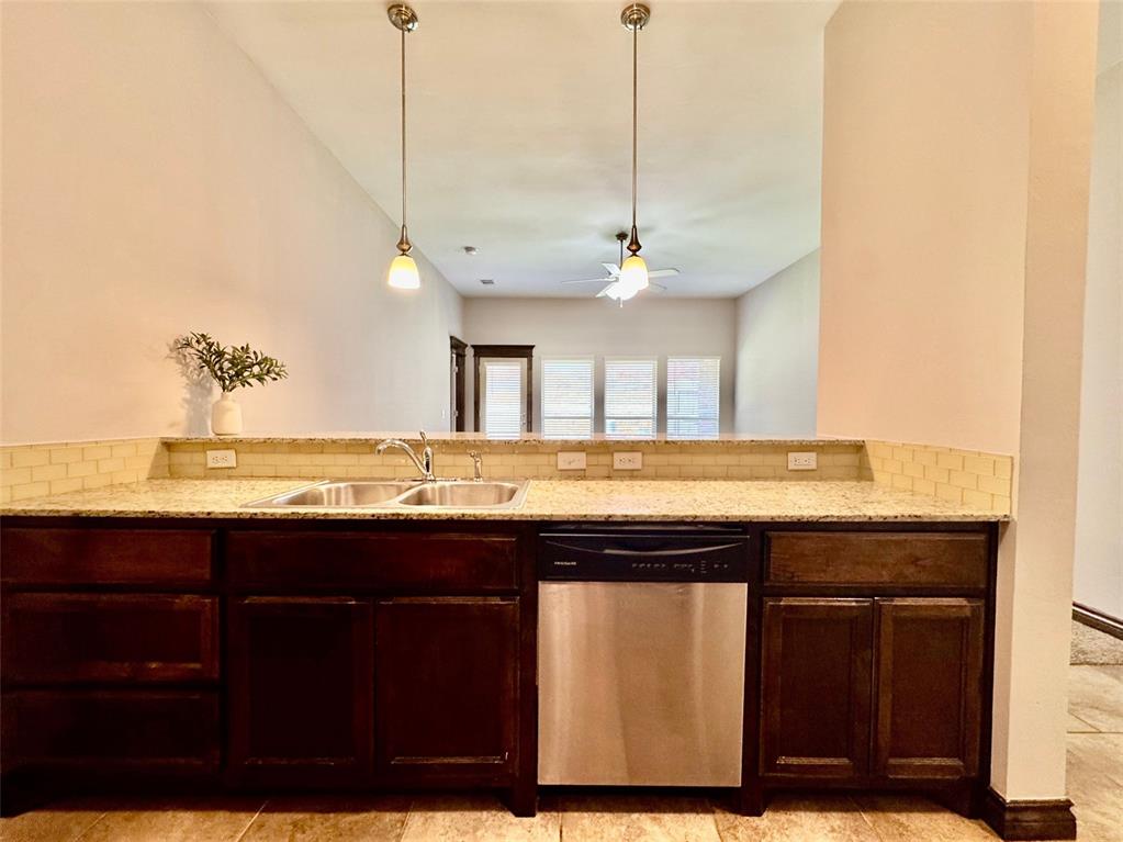 18123 Manera Way Property Photo 11