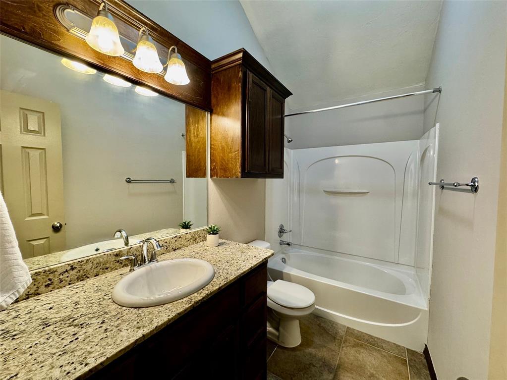 18123 Manera Way Property Photo 27