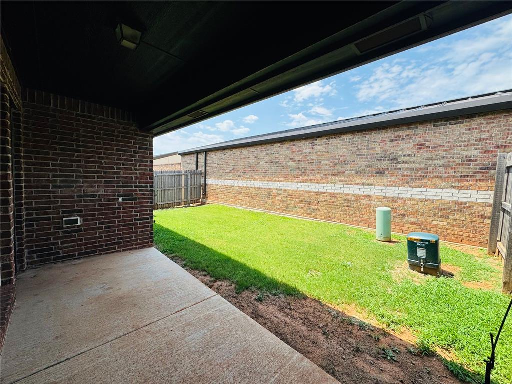 18123 Manera Way Property Photo 32