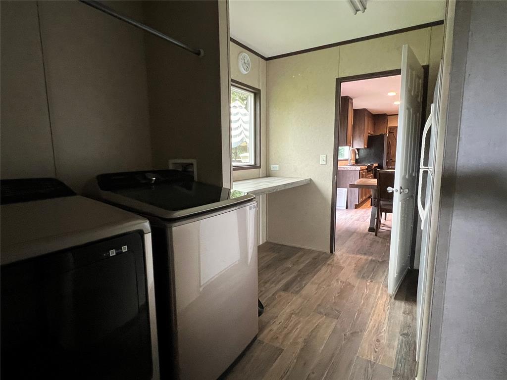 314 Walter Way Property Photo 10