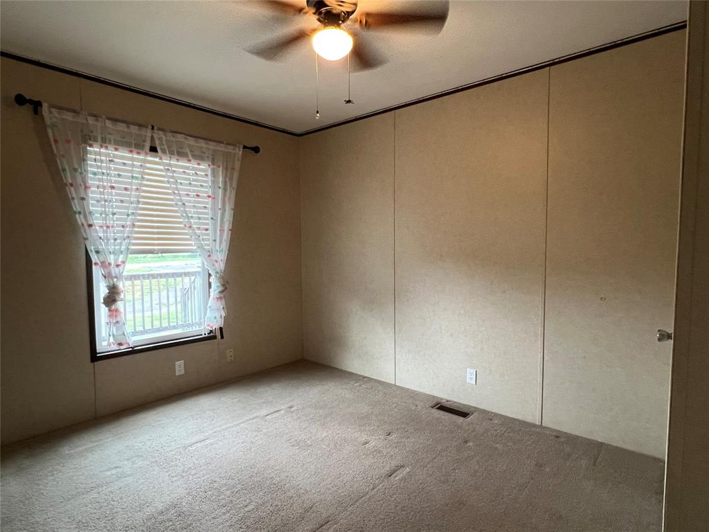314 Walter Way Property Photo 17