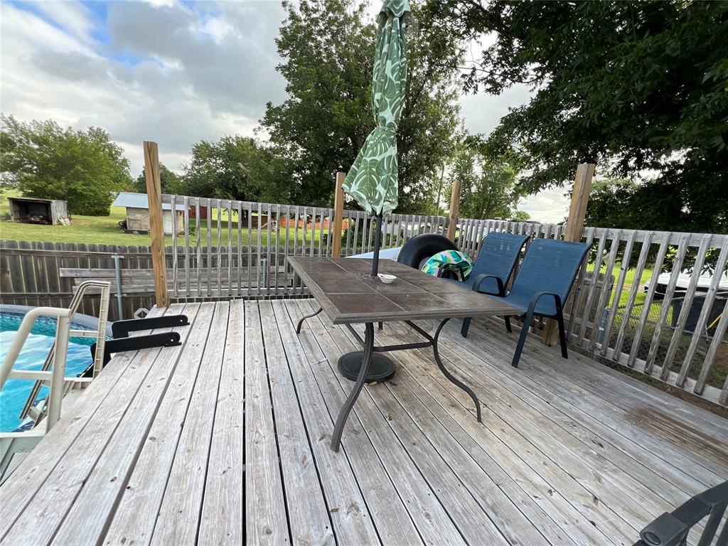 314 Walter Way Property Photo 29