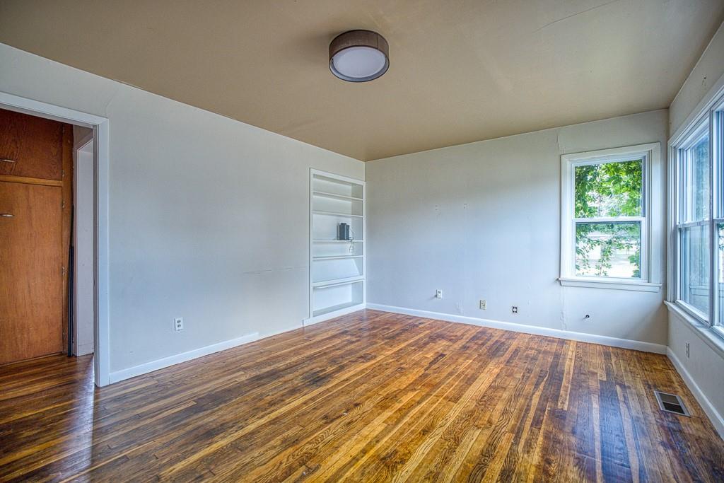 1114 S 11th Street Property Photo 4