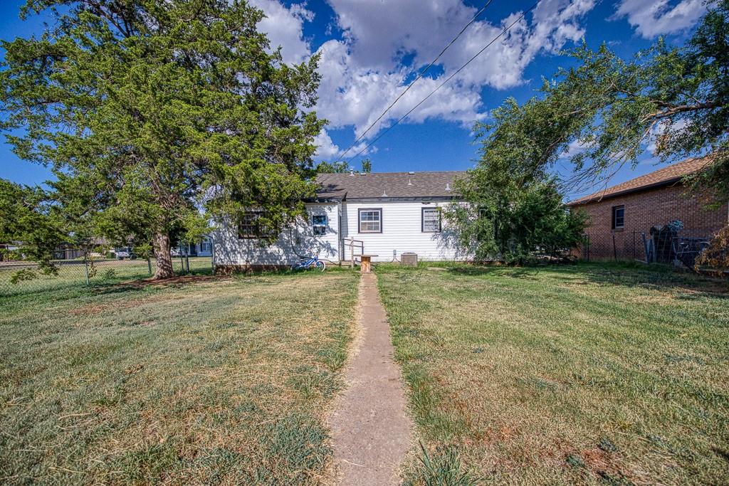 1114 S 11th Street Property Photo 15