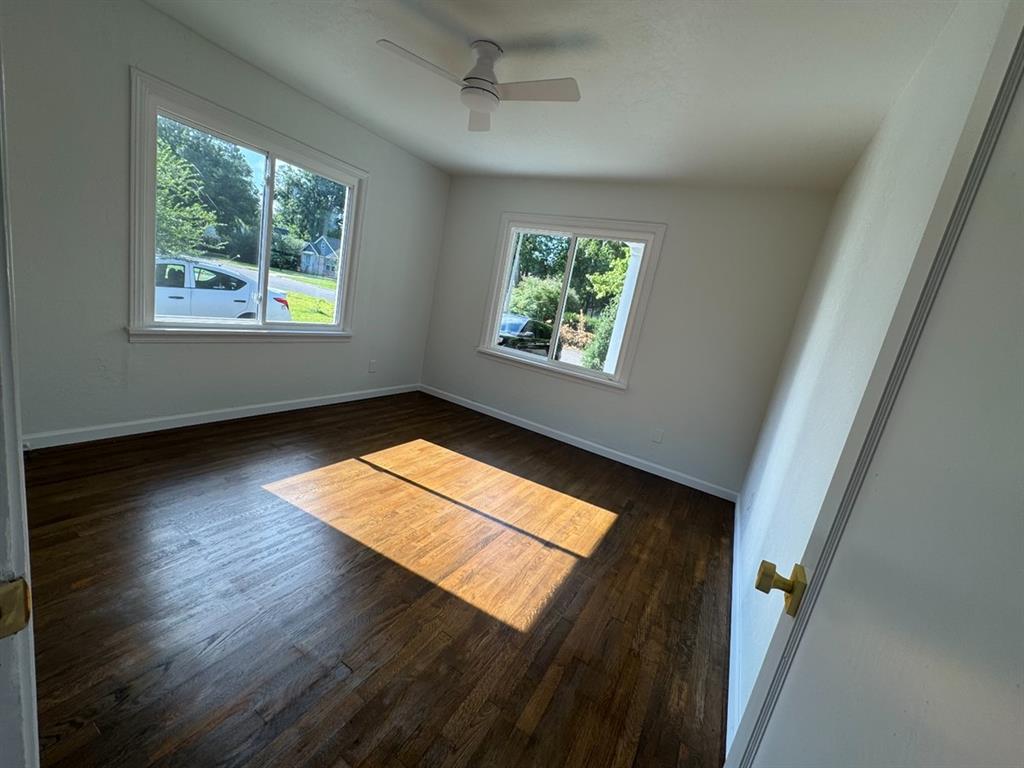 1119 W Eufaula Street Property Photo 5