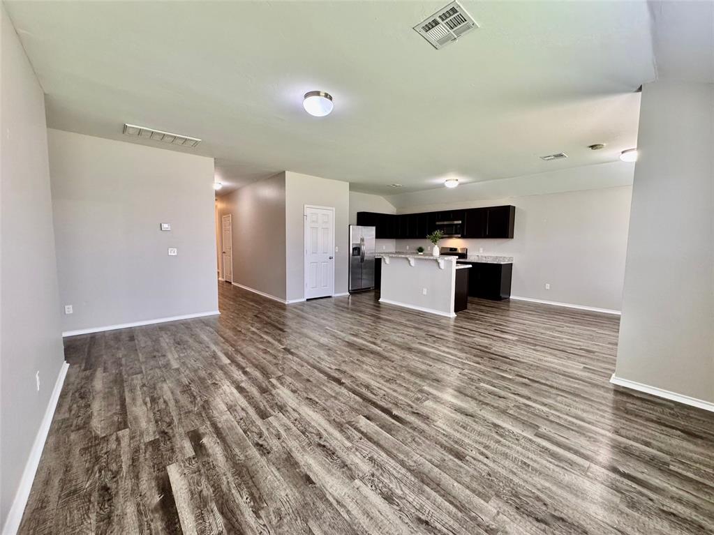 5303 Nicole Drive Property Photo 4