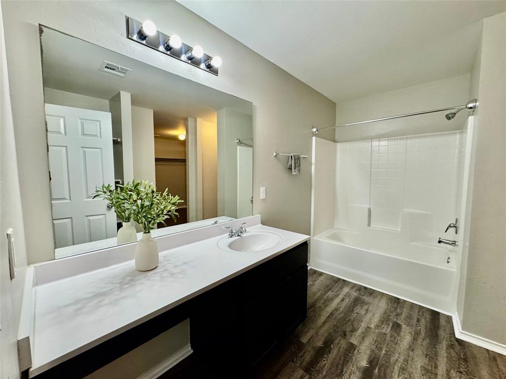 5303 Nicole Drive Property Photo 22