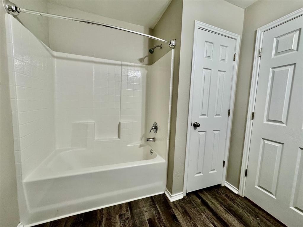 5303 Nicole Drive Property Photo 30