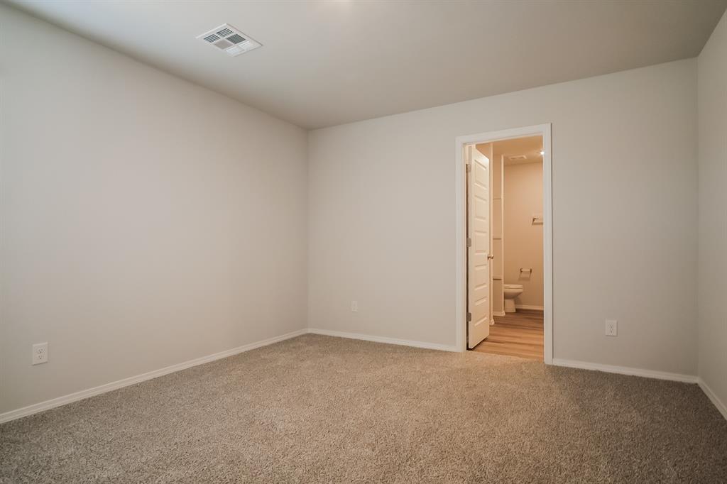 1212 Guthrie Farms Boulevard Property Photo 8