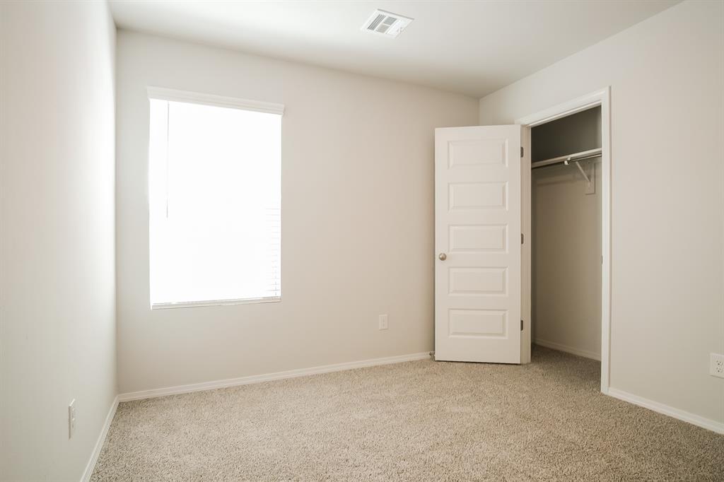 1212 Guthrie Farms Boulevard Property Photo 13