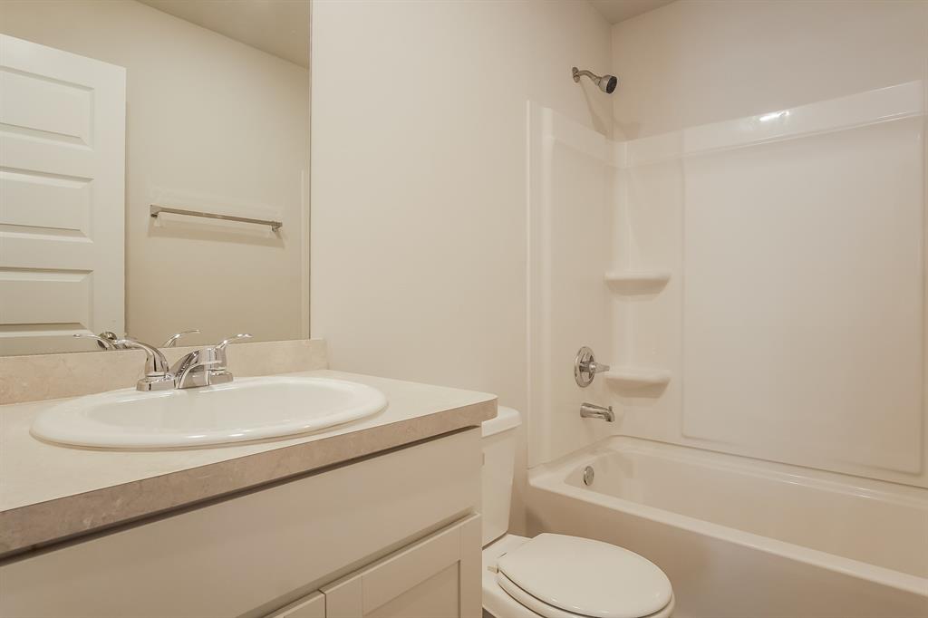 1212 Guthrie Farms Boulevard Property Photo 14