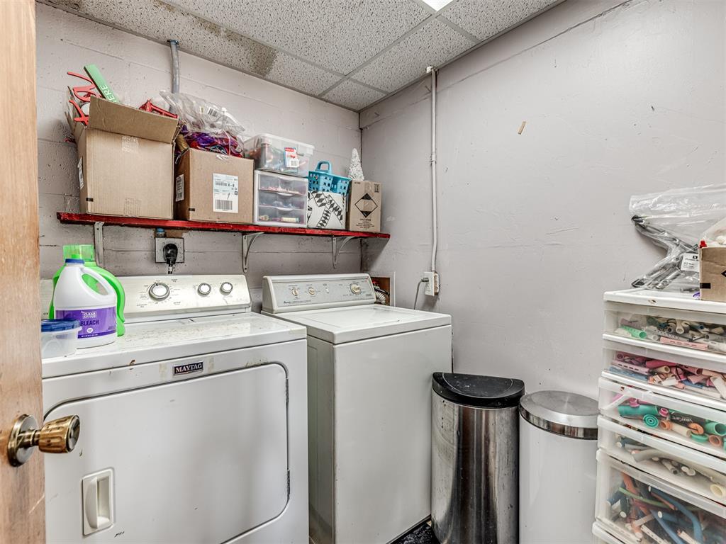 2000 S Midwest Boulevard Property Photo 10