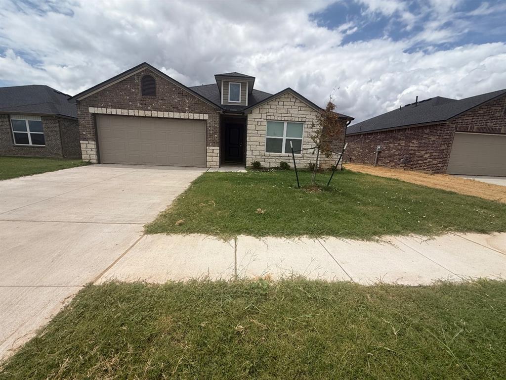 16213 Maroon Drive Property Photo 1