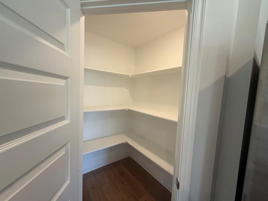 16213 Maroon Drive Property Photo 12