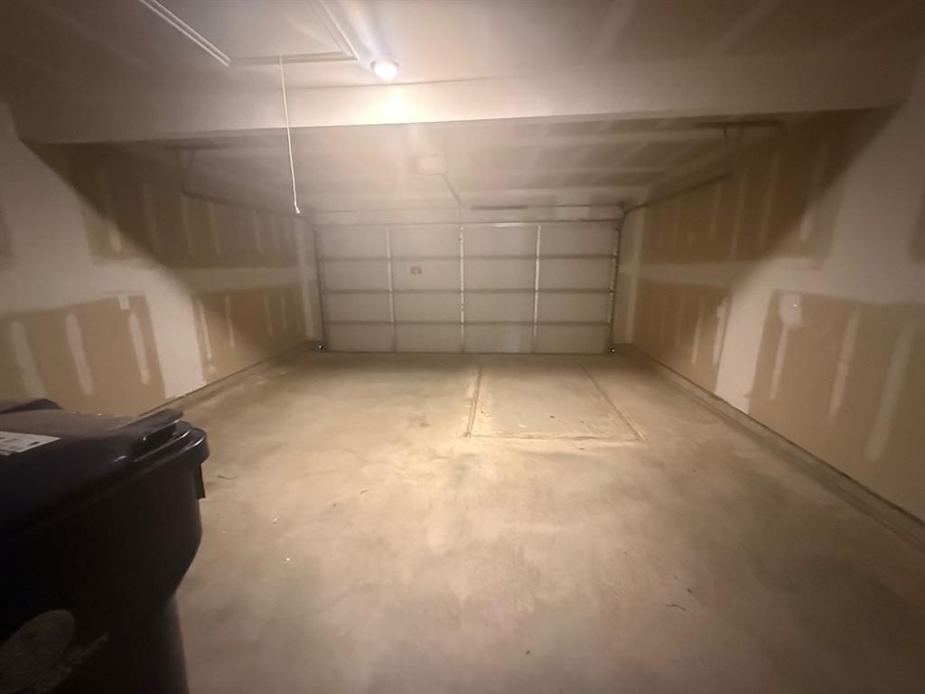 16213 Maroon Drive Property Photo 36